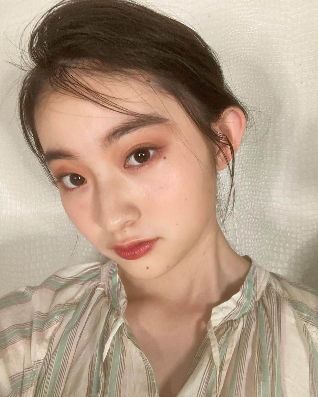 Ayamiさんのインスタグラム写真 - (AyamiInstagram)「大人っぽメイク‪𓂃 𓈒𓏸◌‬  .  #ヘアメイク  #大人っぽ  #ヘアアレンジ  #パジャマじゃないよ  #モデル  #高校生  #ワンピースコーデ  #ワンピース  #ニコアンド #アヤミ」5月17日 20時18分 - ayami__0629