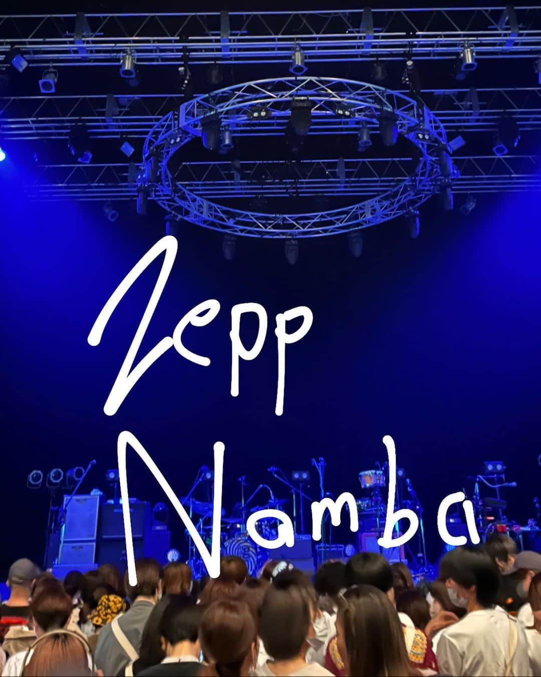 夢弓さんのインスタグラム写真 - (夢弓Instagram)「-Kroi blue red Magnetic tour- in Zepp Namba Kroiの曲中のノリ方が海外のクラブで癖なるくらい好き🌝🧲 配信あるからアンコールする予定でしたは最高🕶️ #kroi #magnetictour #bluered #zeppnamba #kroi好きな人と繋がりたい #kroiに届け #fuko #muyu #邦ロック #邦ロック女子 #マスク初めてで死ぬ爆笑」5月17日 20時26分 - muyu_440