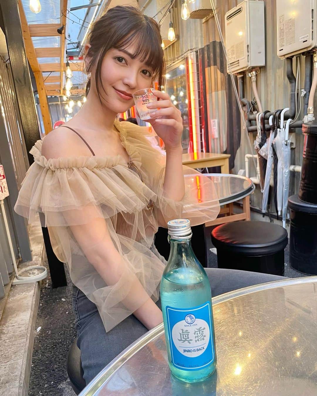 南里美希さんのインスタグラム写真 - (南里美希Instagram)「🇰🇷  連続で肩だしてるな？ 今日はね小学校からの幼馴染会でした(ツキイチ) かぞくが東京にもいる、しあわせ。  #jinroisback」5月17日 20時48分 - mikinanri_official