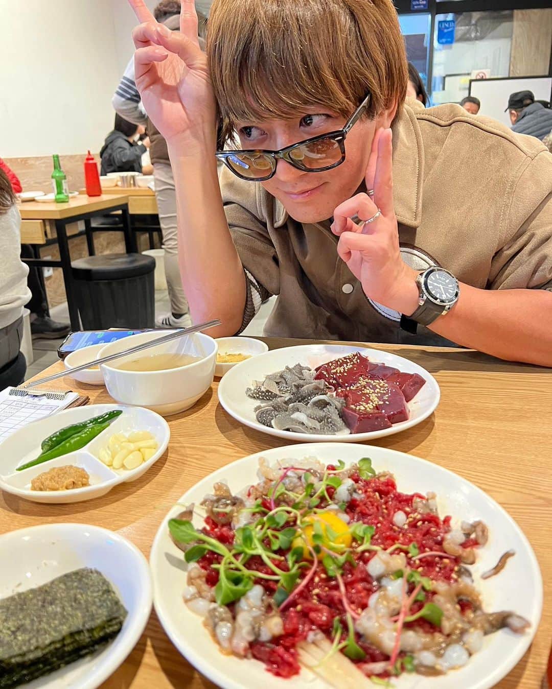 大倉士門さんのインスタグラム写真 - (大倉士門Instagram)「韓国で念願のユッケと手長タコのやつ😋🍴 美味しかったな〜また行きたい🥰🇰🇷」5月17日 20時50分 - shimonsmile
