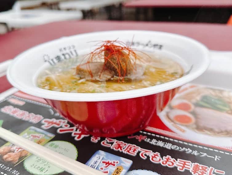HTB「公式イチオシ！」さんのインスタグラム写真 - (HTB「公式イチオシ！」Instagram)「【森さやか通信🍜】  4年ぶりのラーメンの祭典 札幌ラーメンショー🍜  大通公園で食べるラーメンは格別です。  初日の様子を生中継しました。 撮影スタッフもみんなワクワク💖  ２８日の閉幕まで 何杯食べられるかな？  #札幌ラーメンショー #ラーメン大好き #ラオタ森さやか #全種類制覇 #第二幕も楽しみ #イチオシ #HTB」5月17日 12時22分 - htb_ichioshi