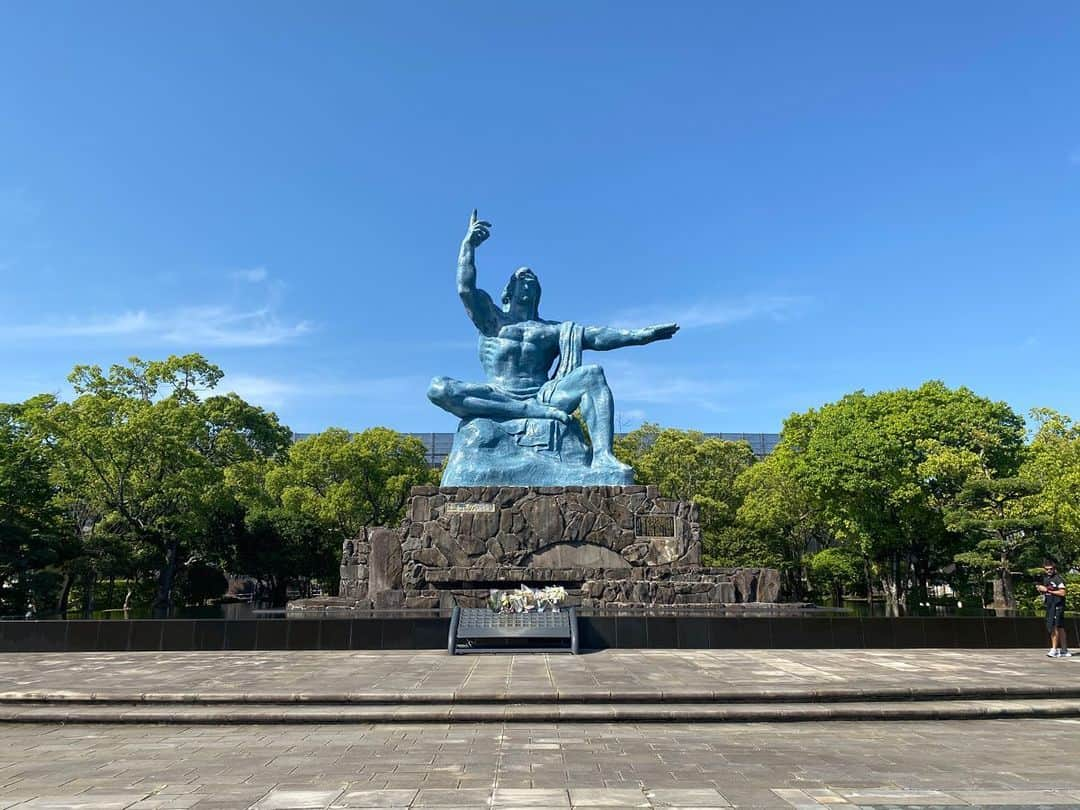 岩村菜々美さんのインスタグラム写真 - (岩村菜々美Instagram)「#平和公園 #平和祈念像  #修学旅行 #長崎県 #佐世保出身」5月17日 12時44分 - nanami1120