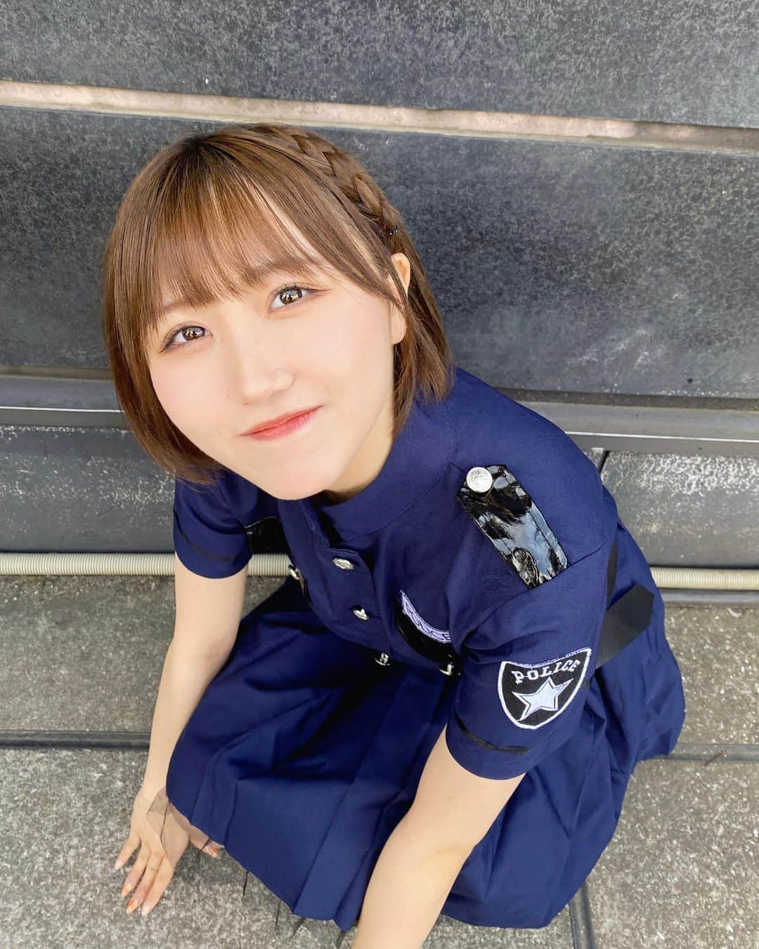 公野舞華さんのインスタグラム写真 - (公野舞華Instagram)「⁡ ⁡ ⁡ ⁡ 前に着たおまわりさんの別ver.👮‍♀️ ⁡ 最近、何罪を犯したか言ってごらん？ ⁡ ⁡ ⁡ ⁡」5月17日 20時10分 - comiqon_maika