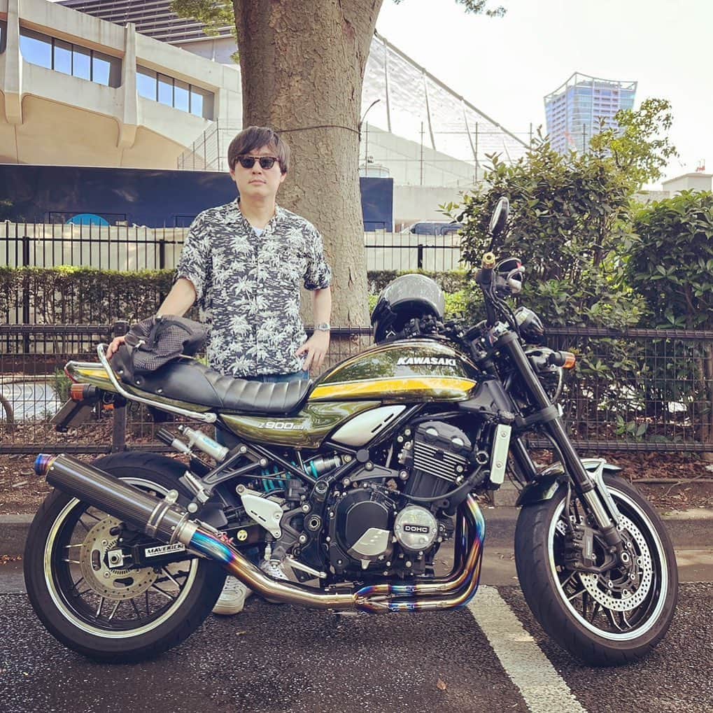 浅田信一のインスタグラム：「夏！いやまだ5月！  #z900rs」