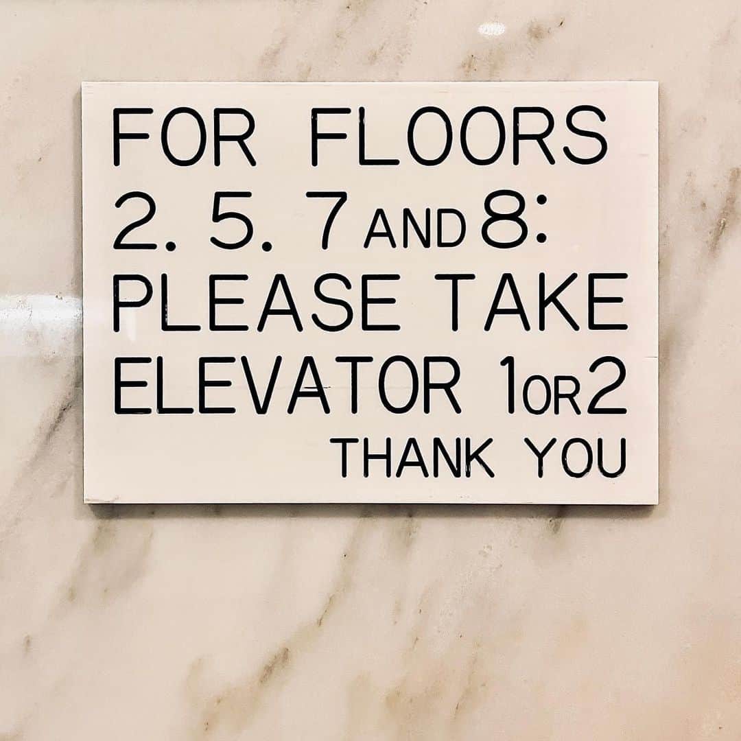 片山正通さんのインスタグラム写真 - (片山正通Instagram)「・ ・ エレベーターのアクリルサインが素敵。 @ コープオリンピア／神宮前  Nice acrylic sign on elevator. @ Co-op Olympia/Jingumae」5月17日 15時06分 - masamichi_katayama