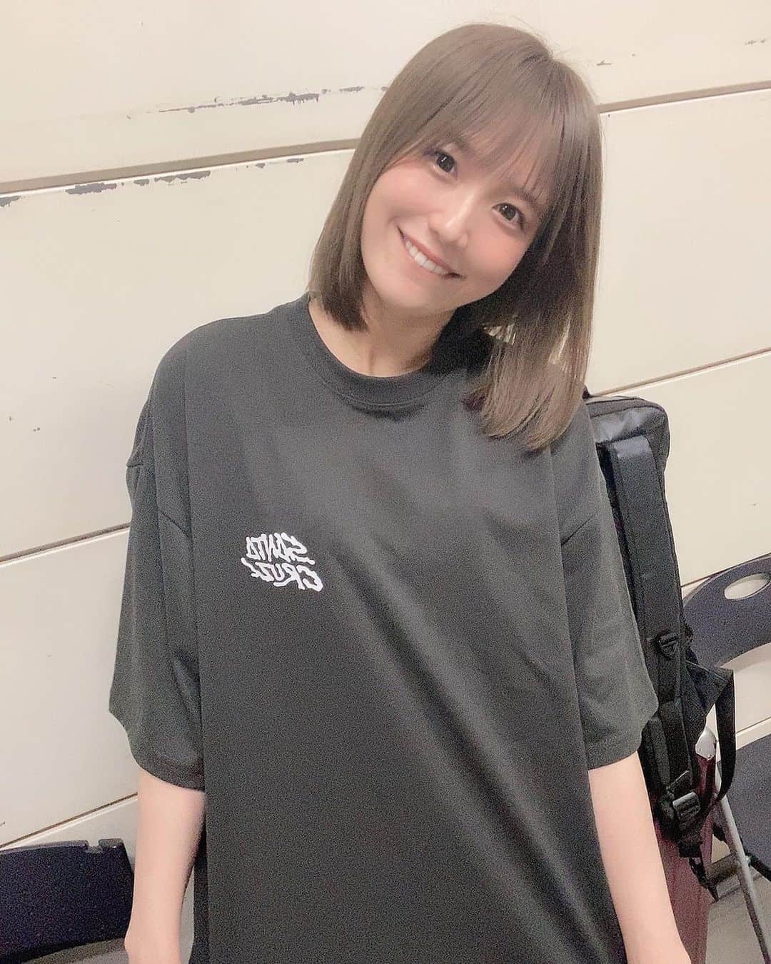 橋本せいなのインスタグラム：「このTシャツデザインもシルエットもかわいくてお気に入りなの🫧みんなもぜひゲットしてみて！おそろいしよ❤︎」