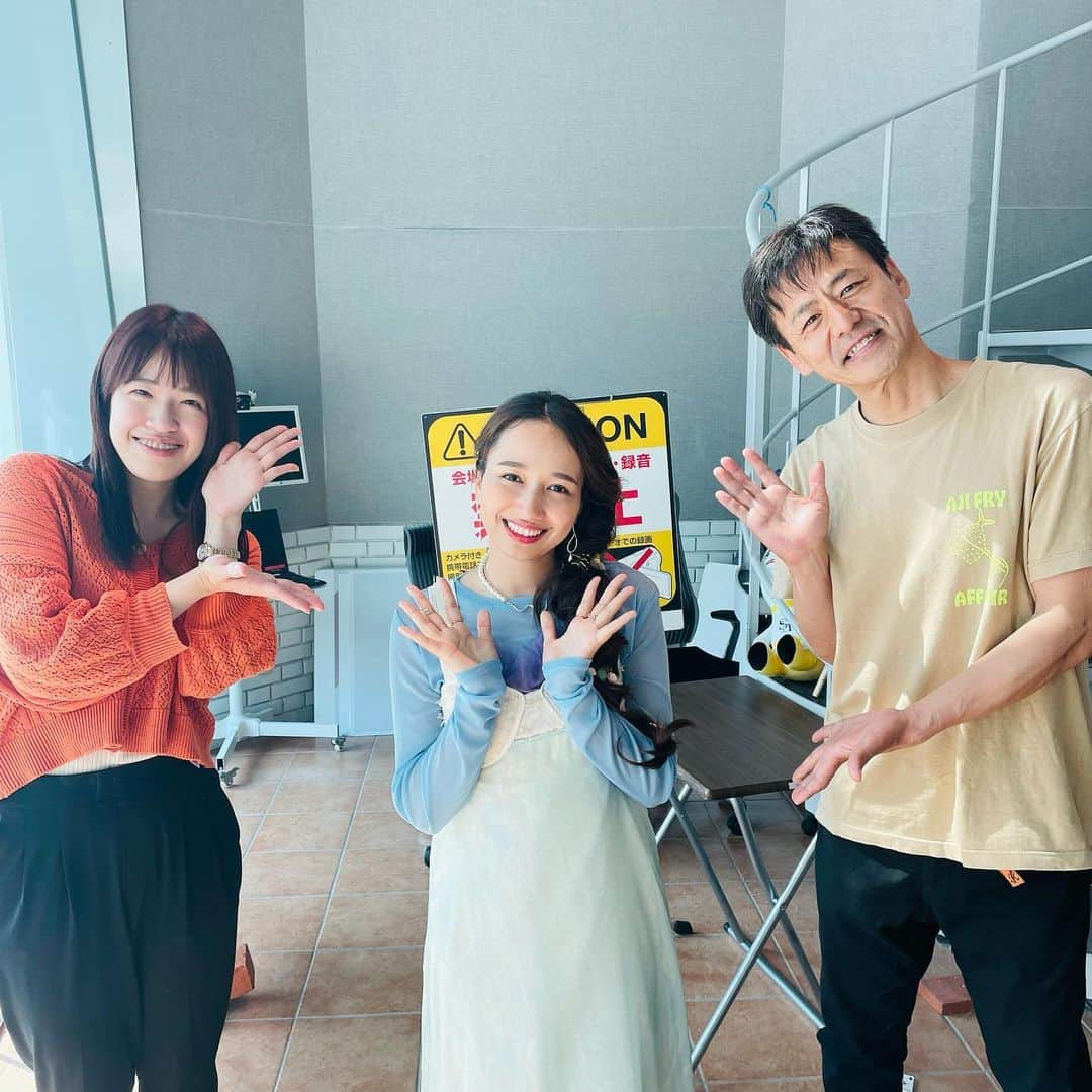 豊原江理佳さんのインスタグラム写真 - (豊原江理佳Instagram)「FM福岡「DIG!!!!!!!! FUKUOKA」ありがとうございました！  #パートオブユアワールド 流していただきました🎶  #digfukuoka #fmfukuoka」5月17日 15時37分 - erika_lunat