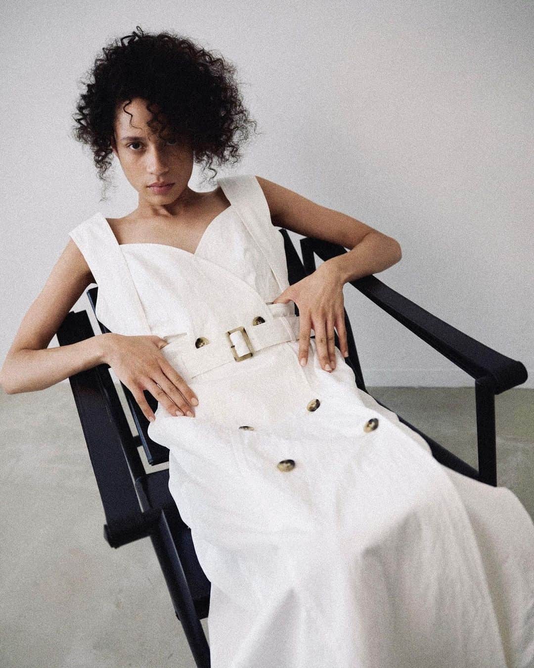 のインスタグラム：「AKIRANAKA Spring Summer 2023  Jimena assembled panel dress now available on AKIRANAKA.COM  #AKIRANAKA」