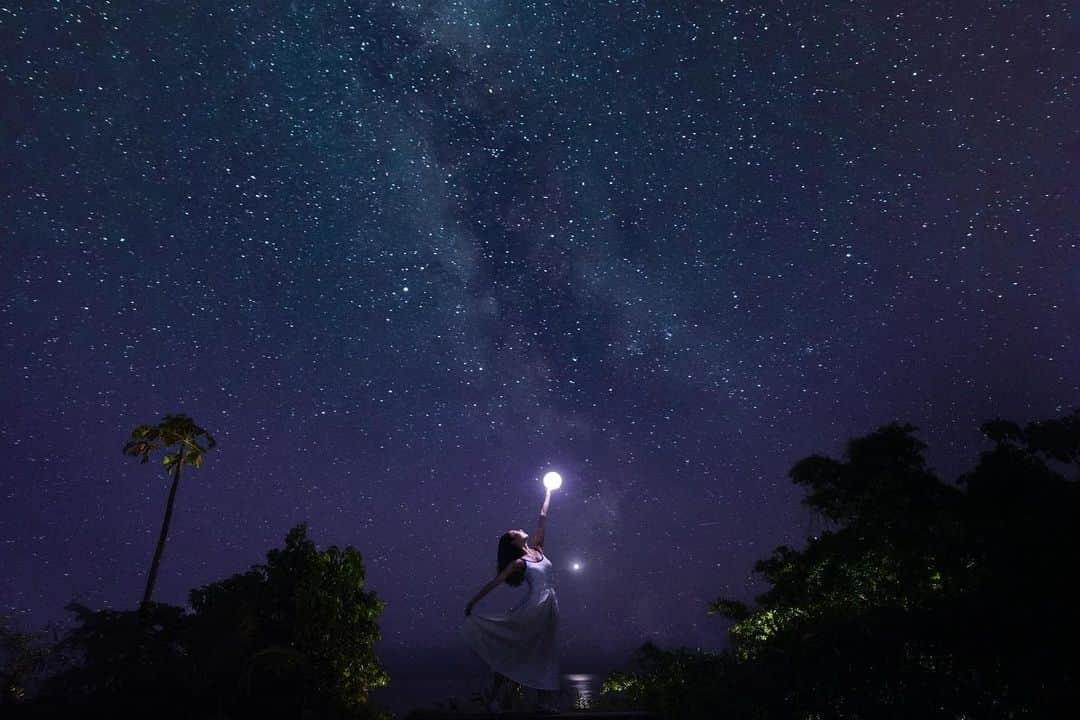 キム・ナヒョンのインスタグラム：「별이 꽉꽉 🌟💫」