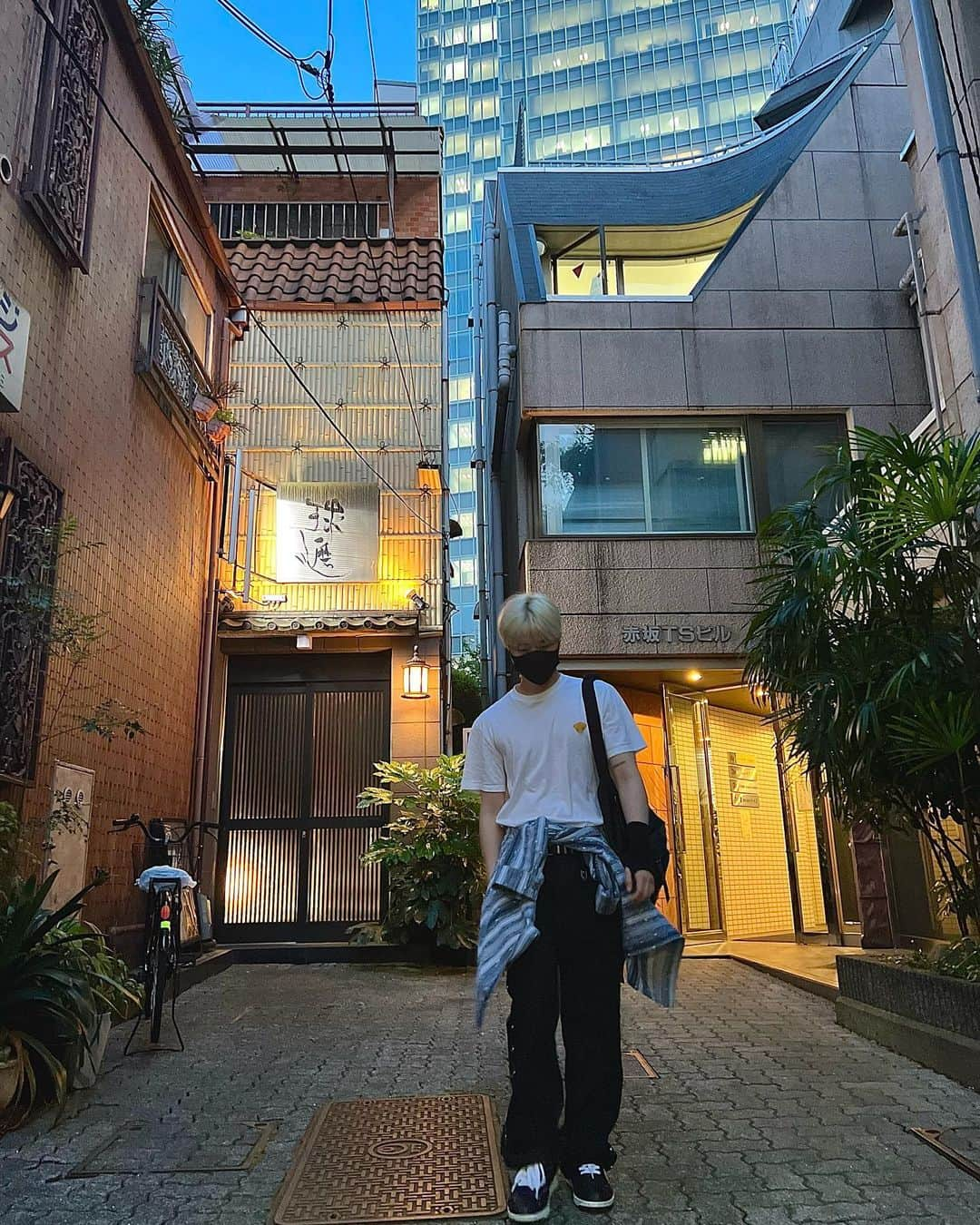 JAY（キム・ジンファン）さんのインスタグラム写真 - (JAY（キム・ジンファン）Instagram)「따뜻하네 #tokyo」5月17日 16時18分 - gnani_____