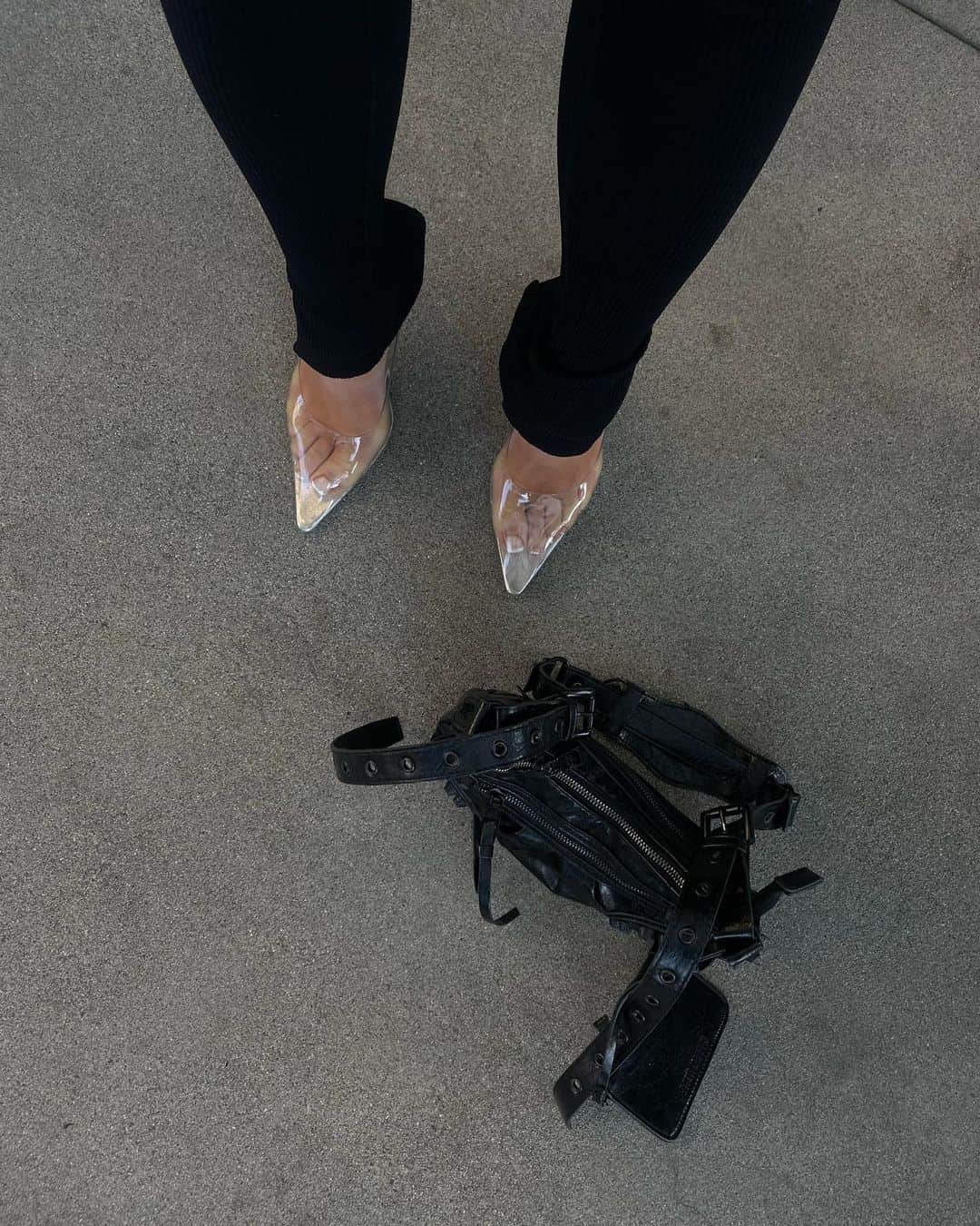 のインスタグラム：「What a life 🖤」