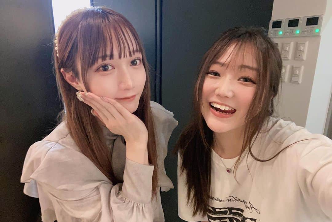藤田早希さんのインスタグラム写真 - (藤田早希Instagram)「昨日はモリリッチーさんの会社に トモハッピーさんが顧問に就任されまして、 パーティーでしたん🤭 初めましての方も、いつも会う方も 共通点がまた見つかったり嬉しかったです🥰 この数ヶ月トモハッピーさん含め周りの方々よく一緒 居るけどハッピーな空間なので本当に毎回幸せ🫶🏻🫧 改めて就任おめでとうございます✨ これからもよろしくお願いします👶🏻🍼 . . . .」5月17日 18時32分 - sakifujita