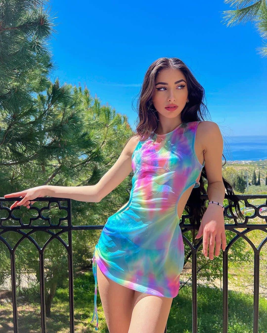 SHEINのインスタグラム：「Looking for tie dye fits that rival the ocean views? 🌊 Sea-ing is believing 🔥😜 @selinebeaino  🔎12716903  #SHEIN #SHEINforAll #SHEINstyle #fashion #chic」