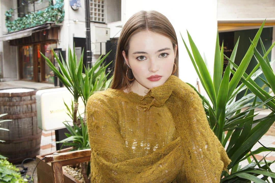 アリーシャのインスタグラム：「Lunch and shopping, my favorite pass time with @josh.jwhitney 📸 ランチとお買い物👥」