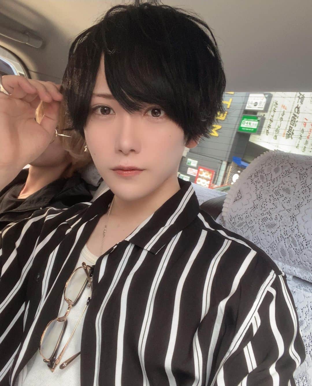榊原尚のインスタグラム：「髪切ったよーーん  #かっこいい #かっこいい  #かわいい #かっこいい #フォロー #フォローミー #me #l4l #instafashion #instagood #instagram #instagramers #selca #selfy #selfie #insta #instalike #follow #followme #likeforlike #f4f  #山田涼介 #heysayjump #ジャニーズ #雰囲気 #アイドル #」
