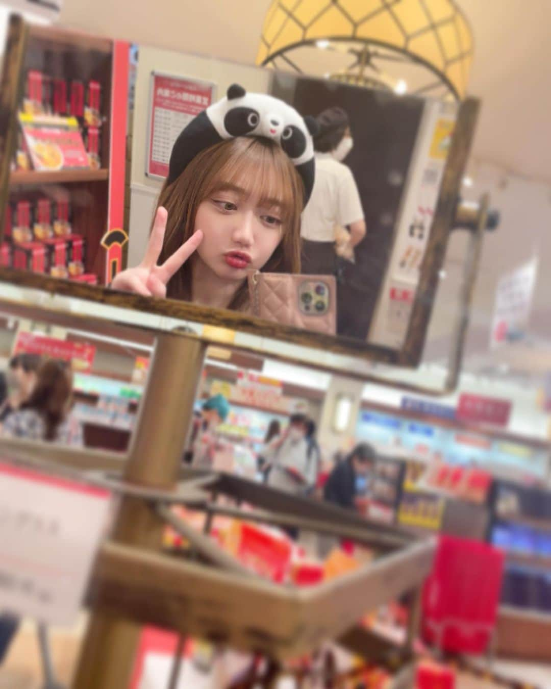 小澤しぇいんさんのインスタグラム写真 - (小澤しぇいんInstagram)「中華街行って来たよ🐼🥟  友達と食べて食べて食べて楽しい時間を過ごしました❤️ ウォーアイニー🇨🇳」5月17日 18時58分 - 1217_shane