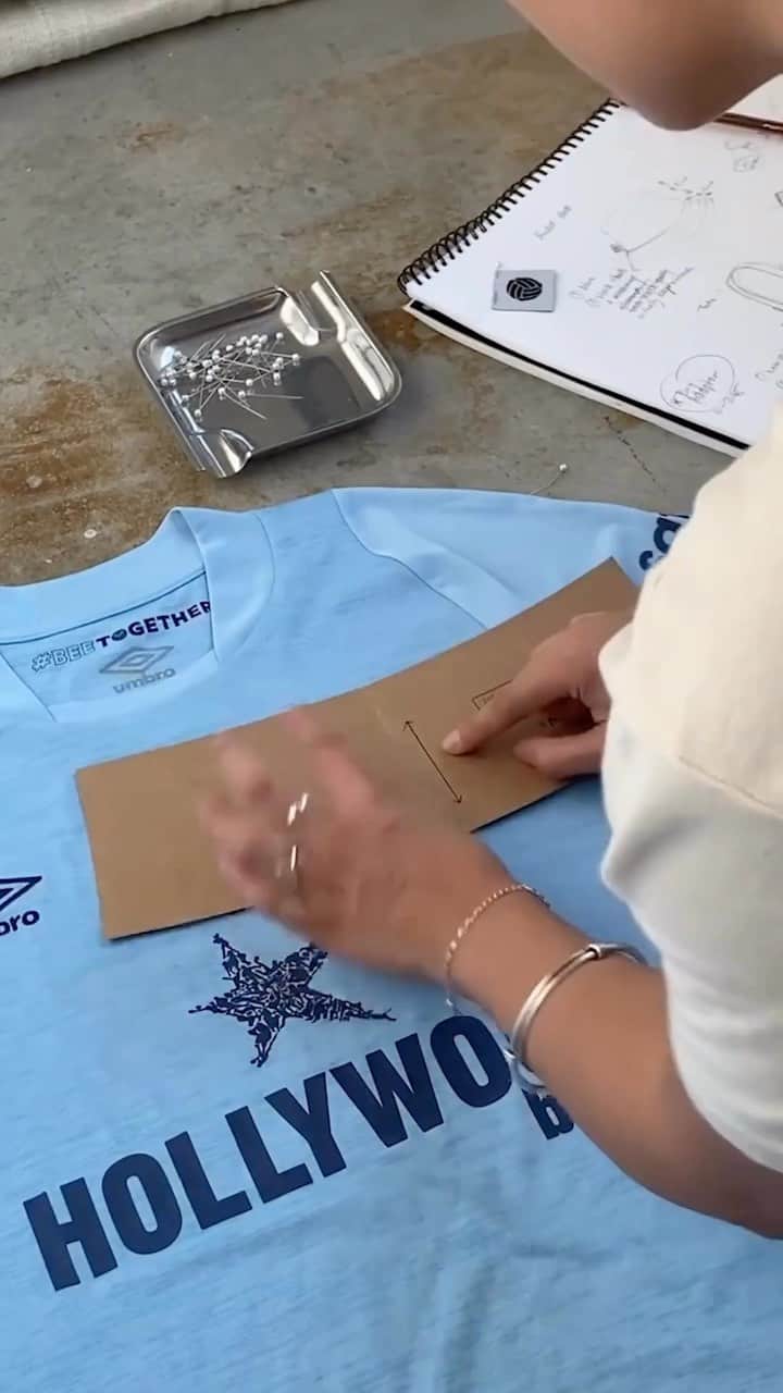 のインスタグラム：「Behind the scenes with @unwanted.fc for #makenew 🎬.  #umbro #upcycle #thisisourgame」