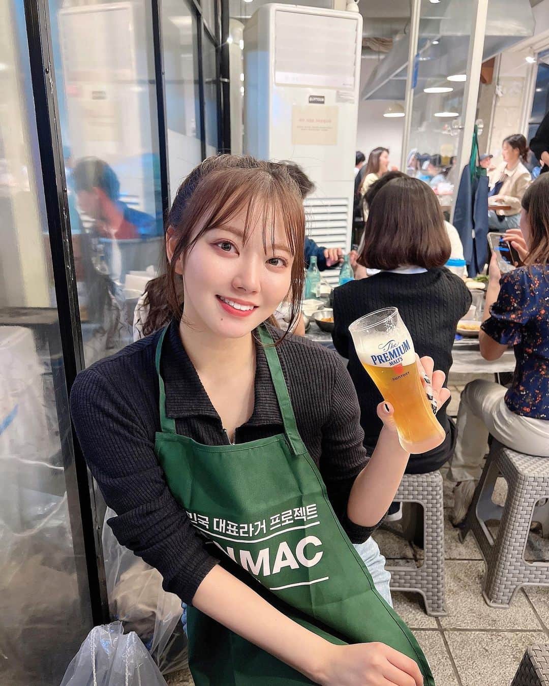 萩尾美聖のインスタグラム：「생맥주 마시러 갈 사람~~~🍻 日本の生ビール飲みたい🫨」