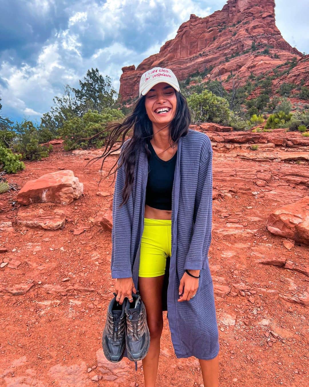 ケリー・ゲイルのインスタグラム：「📸from my Birthday TRIP in Sedona. Went on a 4 day digital detox and had a blast in the mountains😇🌳🌈🧚‍♀️」