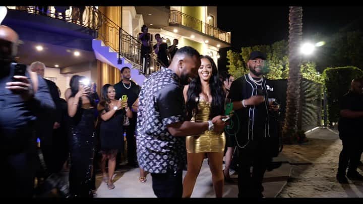 Angela Simmonsのインスタグラム：「Your happiness means everything to me ! 💫Happy happy Birthday Baby @yogotti ! You deserve the world 🌍 & then some 😘❤️ #surprisebirthdayparty !!!」
