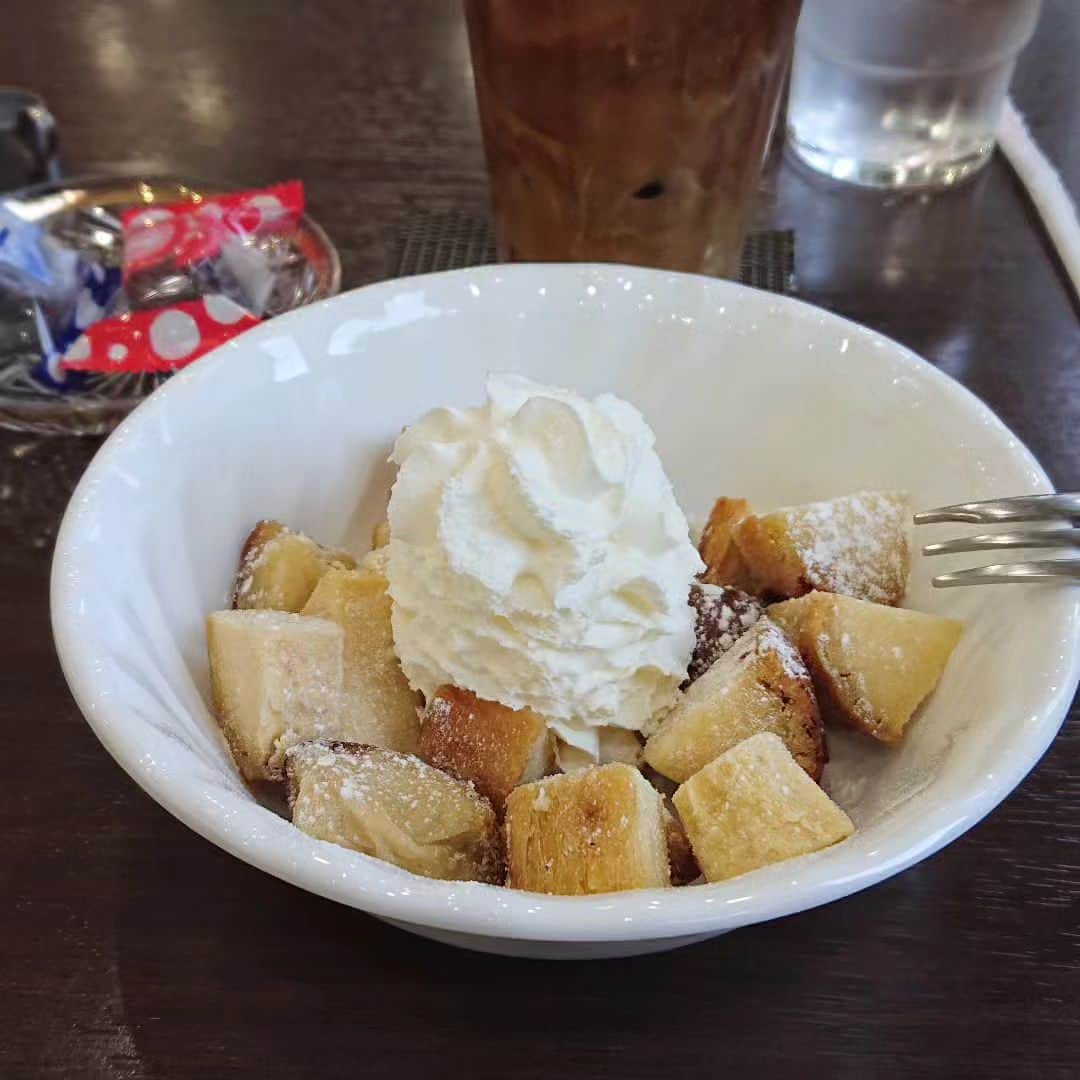 のインスタグラム：「冷し焼き芋。美味しいよ❗ #カサデオリーバ」