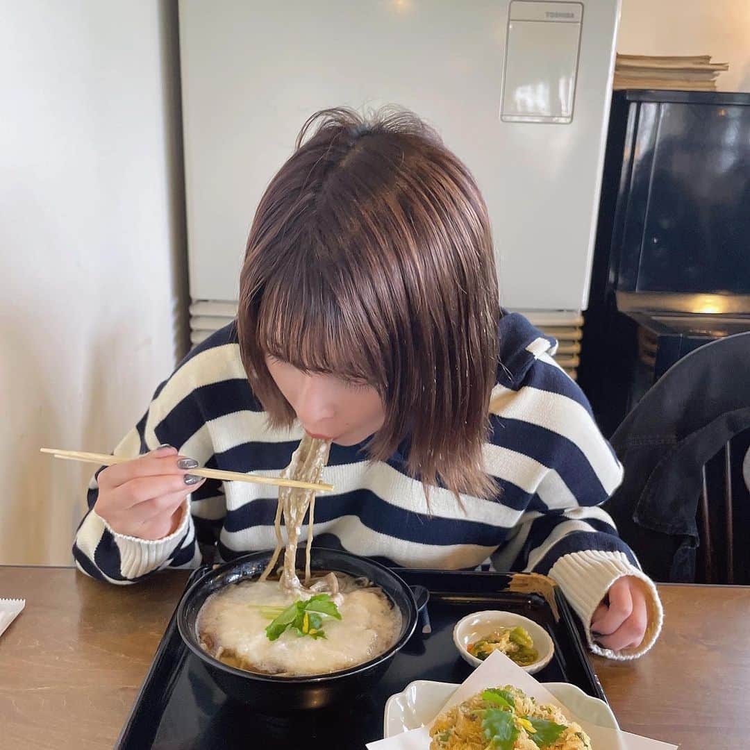 えなちぃのインスタグラム：「宮崎県にある【鹿落堂】に行ってきたー😋🩷 十割蕎麦だったけど、細麺で食べやすかった🥰 お店の雰囲気が最高だった✨」