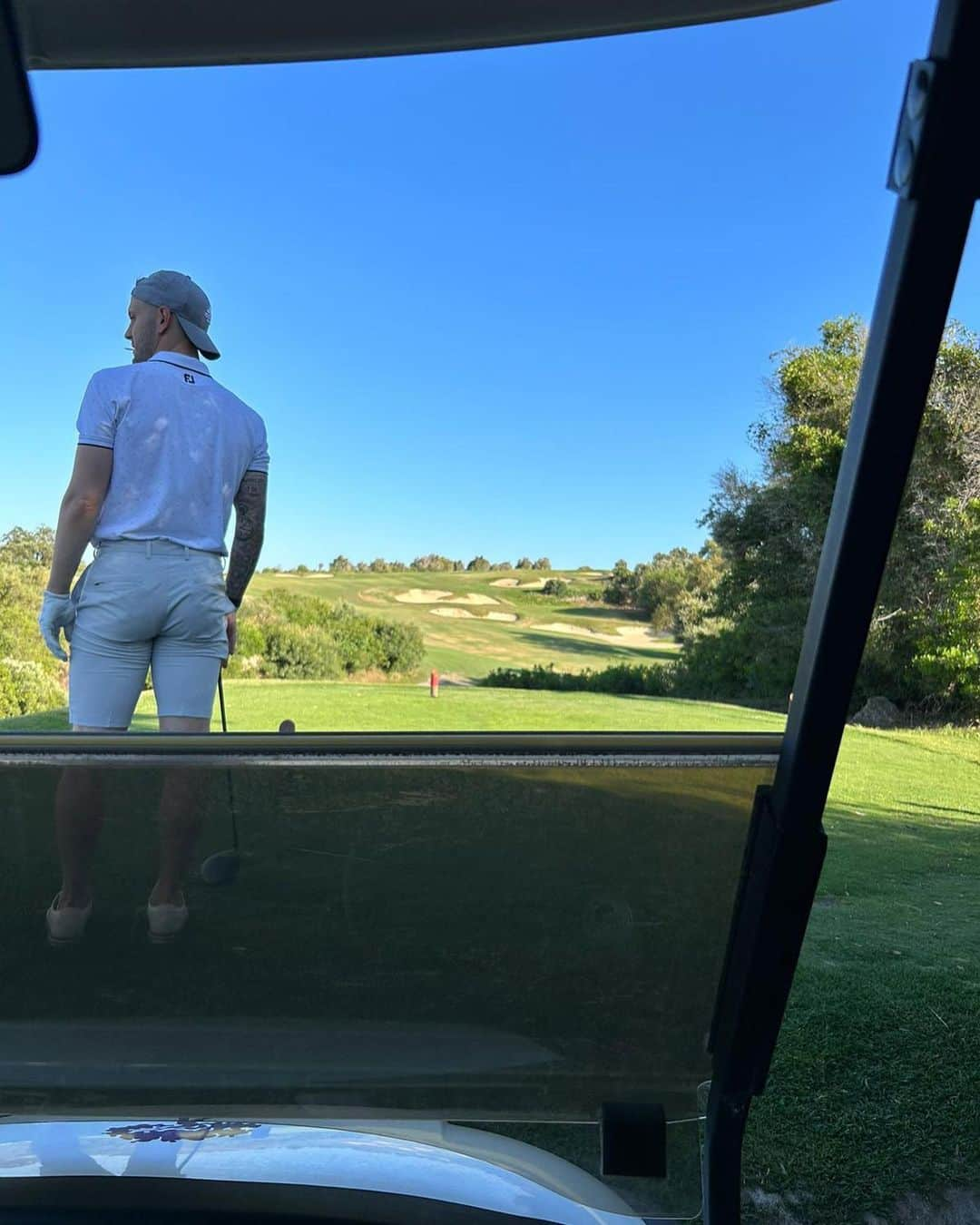 ジャック・ウィルシャーさんのインスタグラム写真 - (ジャック・ウィルシャーInstagram)「Massive thanks to @golftravelcentre for looking after me and the Lads while we were in Portugal @amendoeiragolf 🇵🇹  Everything was Perfect, apart from the golf 🤣 Can’t wait for the next one ⛳️」5月17日 21時57分 - jackwilshere