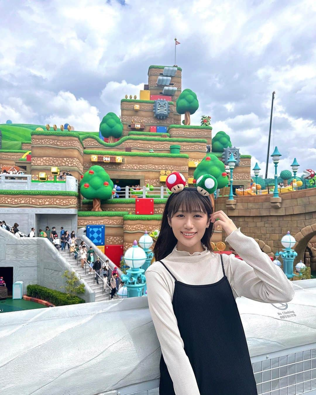 藤田奈那さんのインスタグラム写真 - (藤田奈那Instagram)「＊ 千穐楽を終えてから 時間があったので少し大阪に残ってユニバへ🌏  ずっと行きたかったスーパーニンテンドーワールド 最高に可愛くてわくわくしました🍄⭐️  あと、パワーオブポップというショーがすごく楽しかった〜！  ユニバでゆっくり遊べたの初めてだったけど 楽しかったのでまた行きたいなぁ🫶🏻  #USJ」5月17日 21時57分 - fujitanana_official