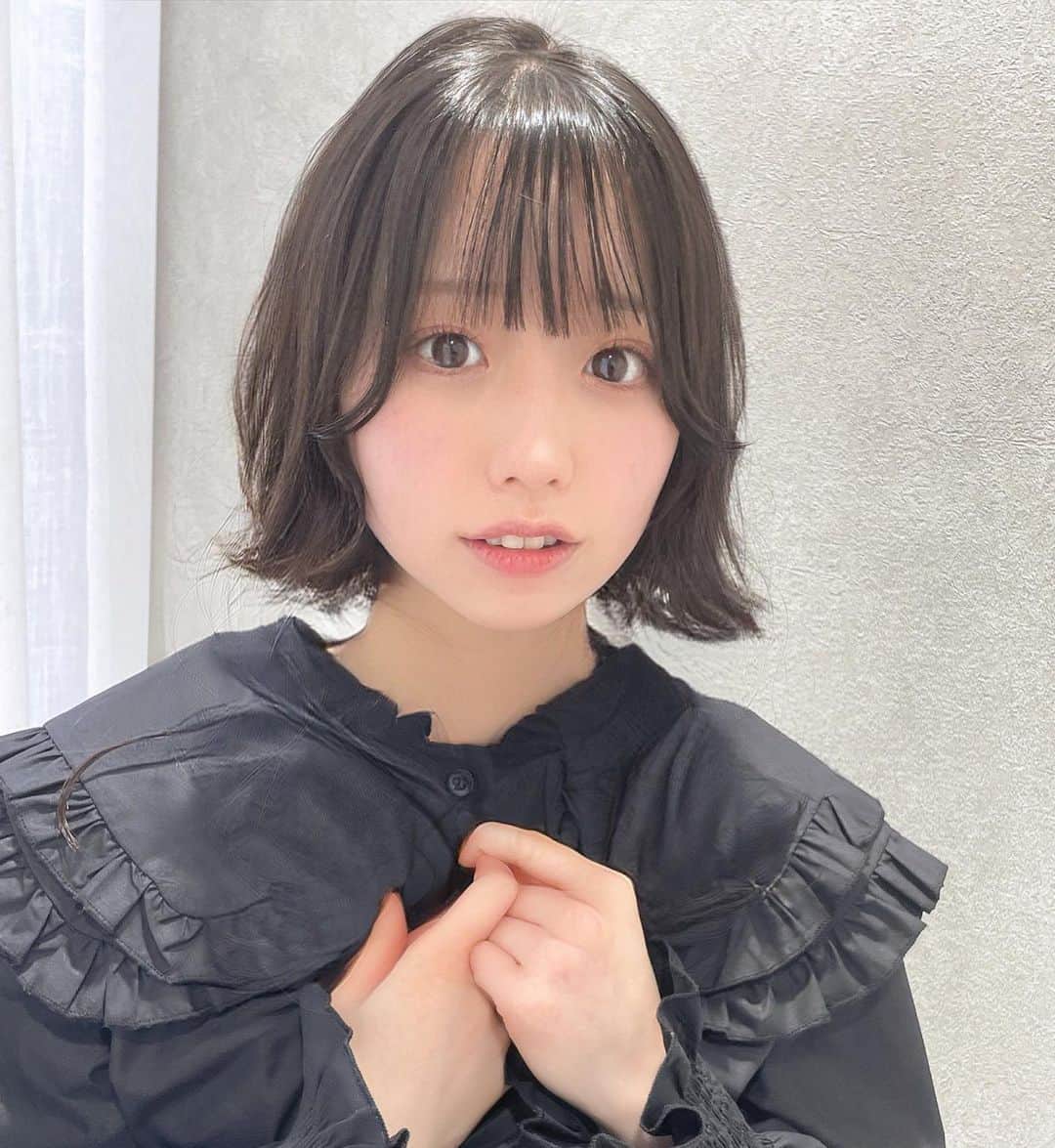 のインスタグラム：「ボブもあり？？？🥱  #アプリ加工だよ #ほんとはしてない」