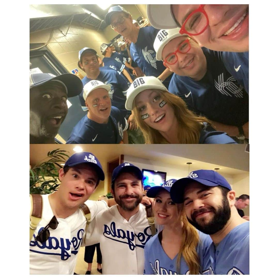 キャサリン・マクナマラさんのインスタグラム写真 - (キャサリン・マクナマラInstagram)「Some #SeriousFun from #BigSlickKC’s past! Less than 3 weeks til this year’s events benefitting @childrensmercy. Tickets, info, and auction access here: www.bigslickkc.org  🎟️🥎💙 @bigslickkc @kcroyals @sherylcrow @ericstonestreet @davidkoechner @robriggle #PaulRudd #JasonSudeikis  @kevinprahm @martinstarr @hjosment @garyanthonywilliams @mrjoshhopkins @sammlevine @adamdevine @charlie_day @potashtwins @weemissbea @heidilgardner @andreasavage @gingerthejester @selenagomez @chrisdaughtry @zacharylevi @dqp47 @sethzog @randyflagler」5月17日 22時47分 - kat.mcnamara