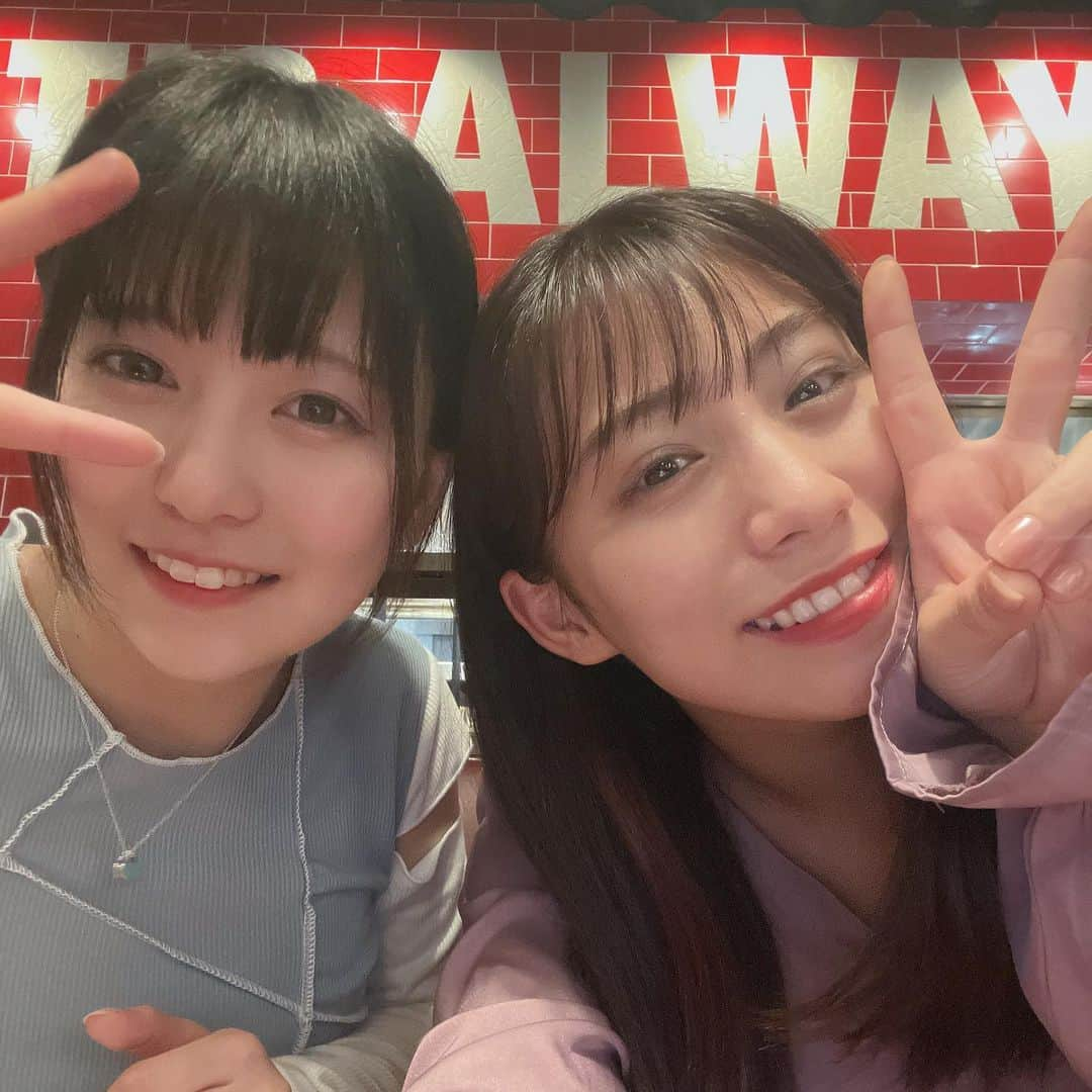 坂本遥奈さんのインスタグラム写真 - (坂本遥奈Instagram)「乃木坂46 齋藤飛鳥ちゃん卒業コンサート🎤 観に行かせていただきました😌✨  メンバーのみなさんが 歌って踊る姿、キラッキラで… 自然に笑顔になったなぁ〜  アイドルって本当にすごい… パワーもらいまくりでした！  チーム推シマシのりりあちゃん 今日もかわいかった☺️  卒業だけど楽しく終わりたい！ っていう飛鳥ちゃんの ライブを本当に楽しんでる様子が表情、ダンスに溢れてて とっても素敵な卒業コンサートでしたっ♪  明日のCBCラジオ「推シマシ」で せなたんと感想戦しますっ✌︎ みんな聞いてね〜✨  ローモバ125億っ！ みんな本当にありがとう！ 応援してくれる みんなからのパワーーーー！ もいつもたくさんもらってるよー！🤩  #乃木坂46 #齋藤飛鳥卒業コンサート#伊藤理々杏  #TEAMSHACHI#坂本遥奈#japanese#japanesestyle #japaneseidol #idol #fyp#instagood #instafashion #instalike #japan #followme#hair」5月17日 23時06分 - haruna_sakamoto_official