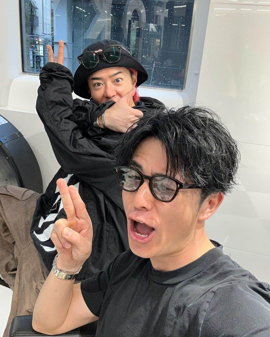 高木琢也さんのインスタグラム写真 - (高木琢也Instagram)「さわ男完成🤣🤣🤣 #藤森慎吾  #独身貴族 #🤣」5月17日 23時52分 - takagi_ocean