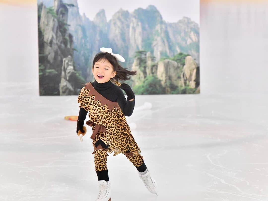 張丹のインスタグラム：「👧🏻」