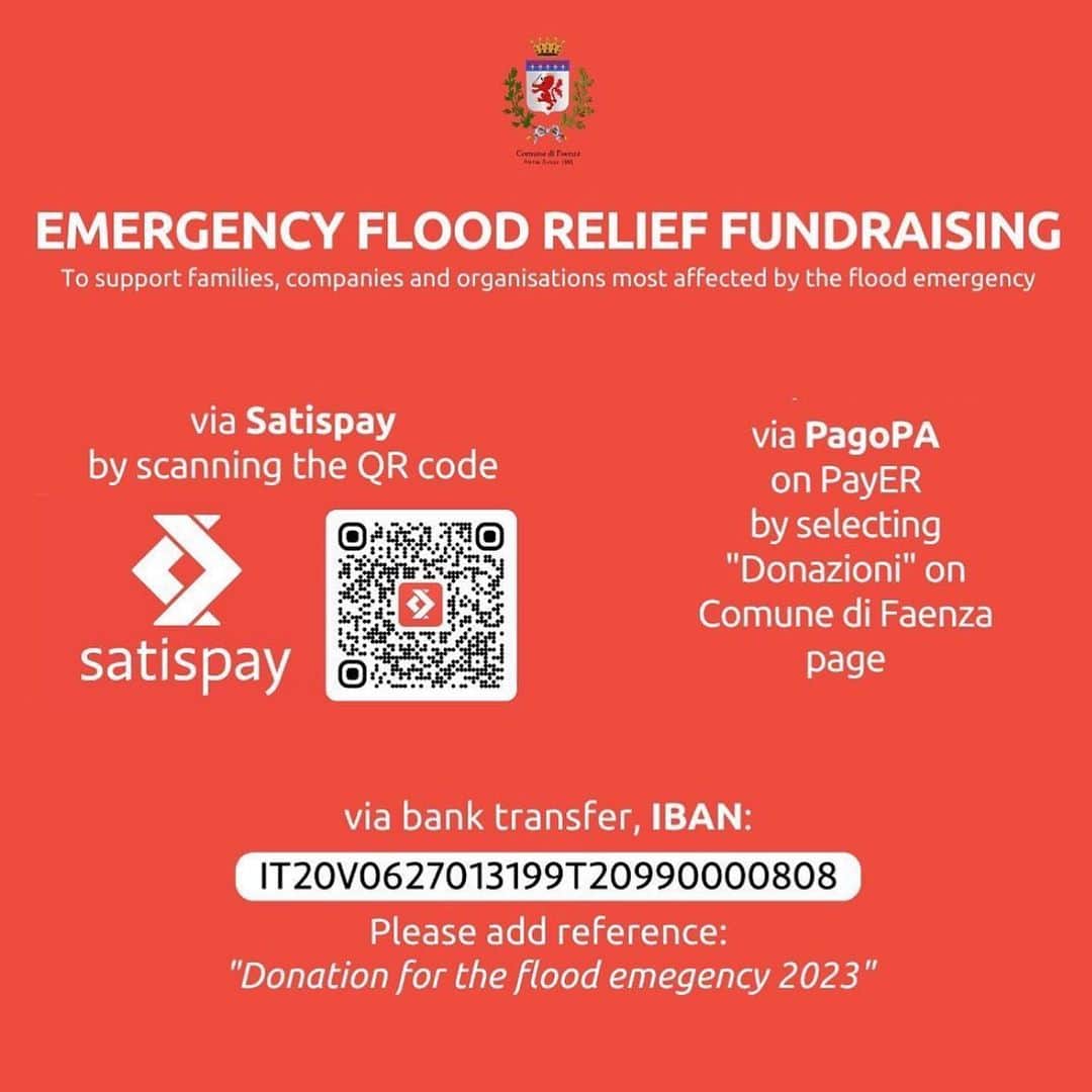 のインスタグラム：「After a horrible night the town is heavily impacted: dust, mud, and the smell of gasoline everywhere. Currently people are struggling to find food and especially places to stay, after many have been evacuated from their own homes. Please, anything you can do to help is appreciated, no matter how big or small the donation! 🙏」