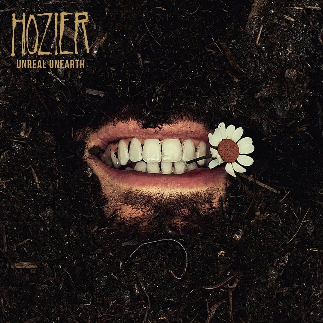 のインスタグラム：「After a journey of some years, my new album #UnrealUnearth will find its way to you on August 18th.  I'm proud of this record and enjoyed watching it come to life over the past year. Thank you as always for your support and patience while it was coming to fruition, it’s my great pleasure to share with you the release date at long last.   🖤 (Link in bio)  📸 @hellojuliajohnson」