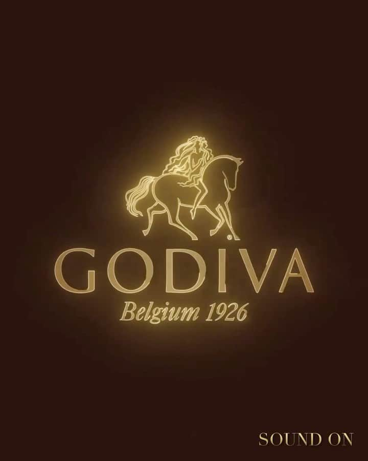 GODIVAのインスタグラム：「The best chocolate is made from the best cacao beans. They play an important role in creating your favorite GODIVA treats!」