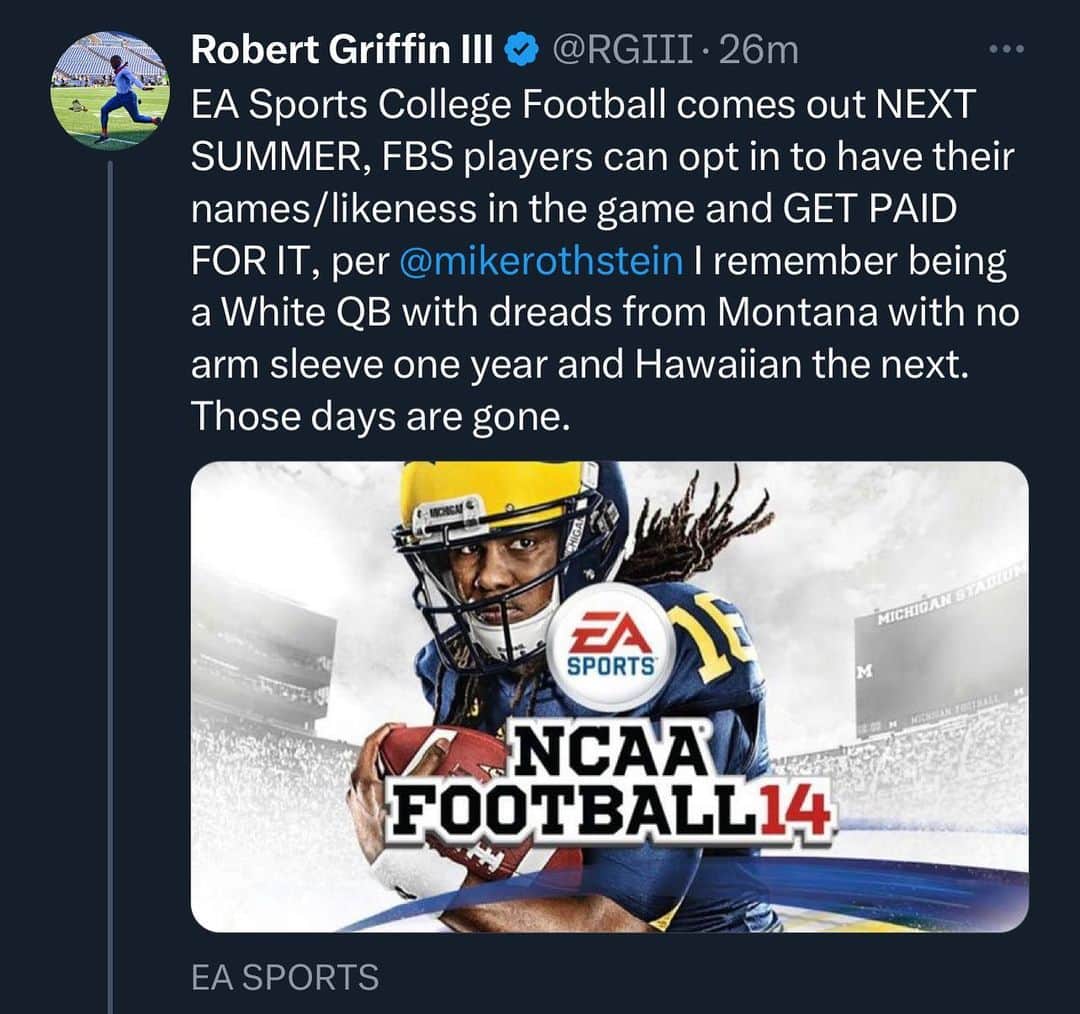 ロバート・グリフィン3世のインスタグラム：「NIL is changing the game. Literally. Love it  #collegefootball #football #nil #gaming #g3analysis #rg3 #rgiii #ncaafootball #college」