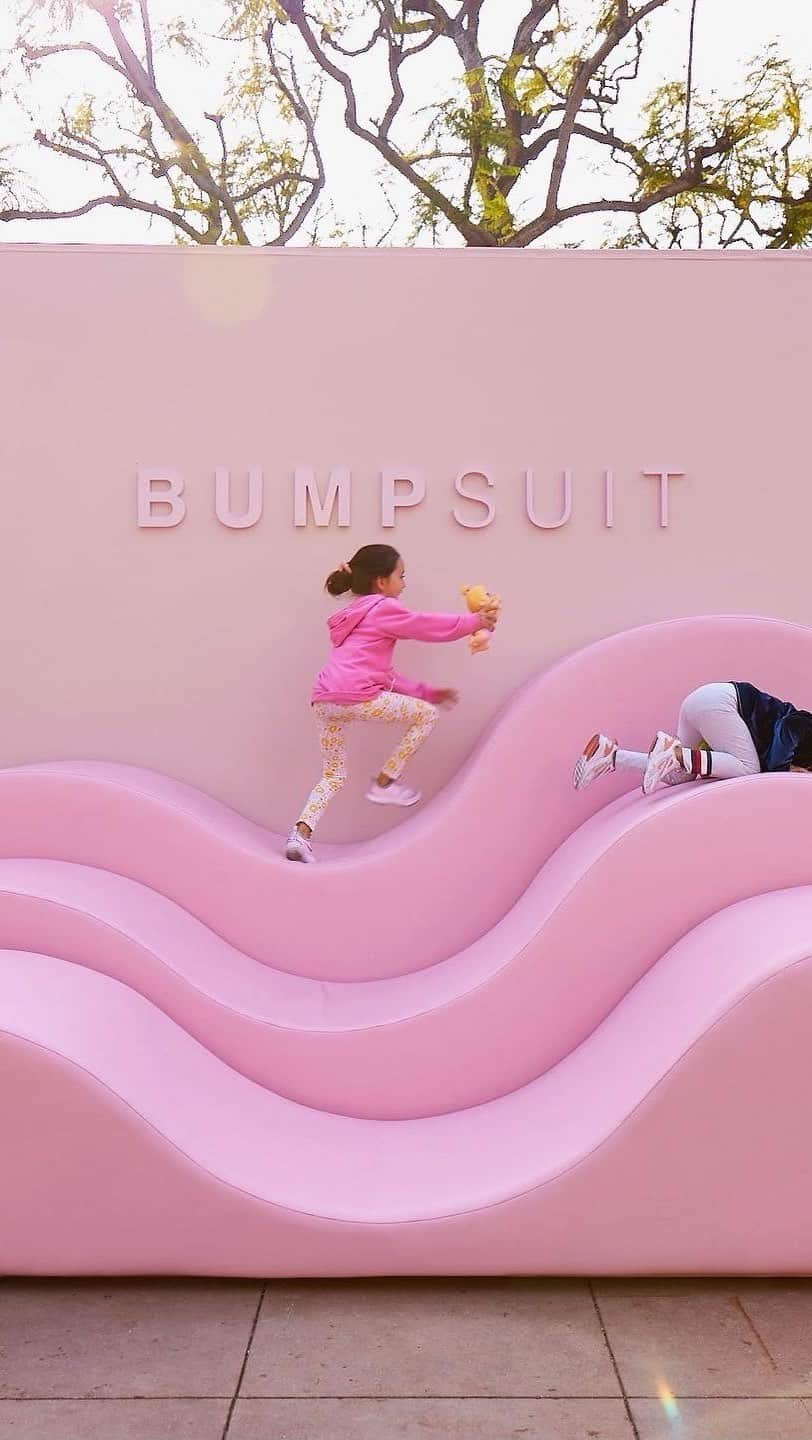 ニコール・トルンフィオのインスタグラム：「WOW! What a special day 😍 Our first ever @bumpsuit MINI CARNIVAL was such a hit. Can’t wait to do it again! We love our community so much, thank you all for coming out. 🙏🏼🙏🏼🙏🏼」