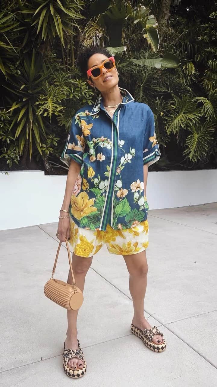 MATCHESFASHION.COMのインスタグラム：「#MATCHES and @angelamanueldavis 🌴 Join us behind the scenes as the motivational fitness coach shows us four vacation looks from her edit. Head to the link in #MATCHES bio to shop. #MFShopWith」