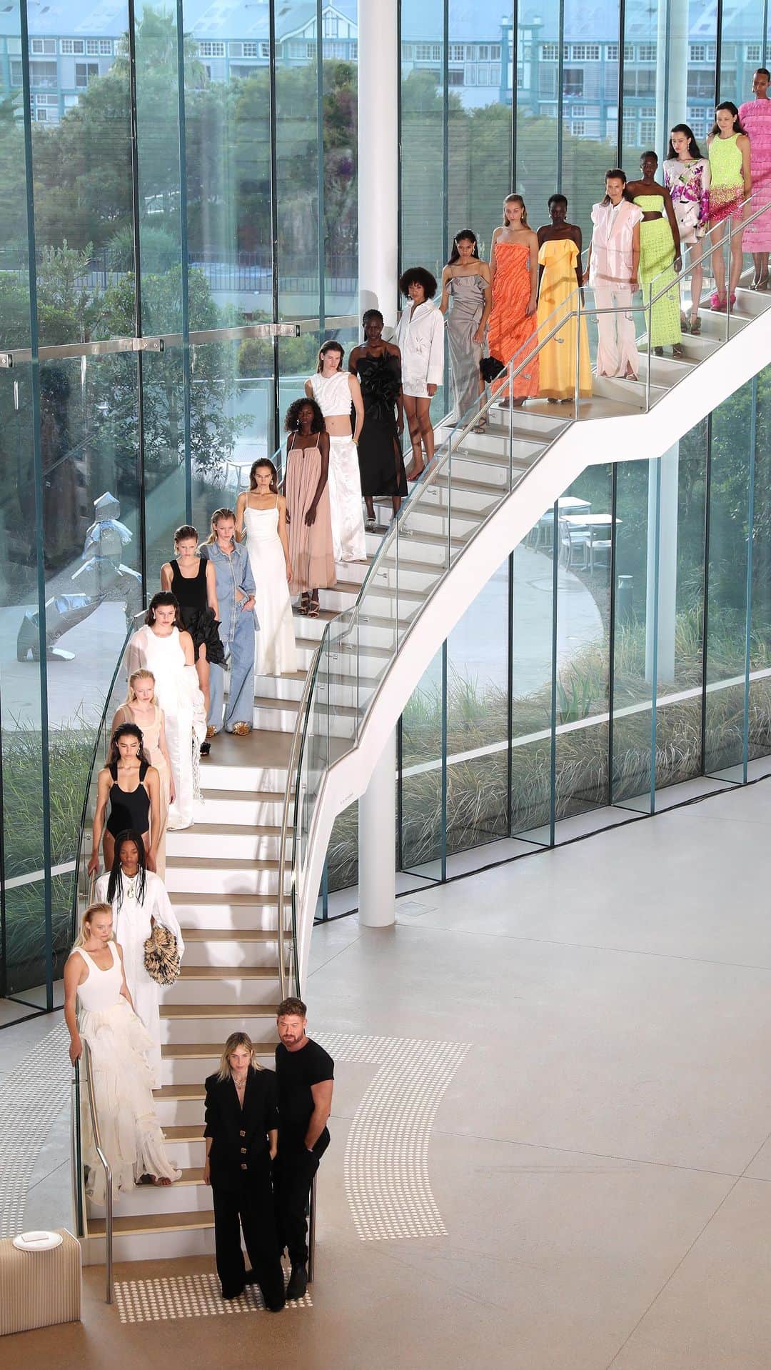 Fashion Weekのインスタグラム：「For Aje’s Resort 2024 collection, ‘Elements’, the brand breathes life into signature pieces while celebrating fifteen years of design. Notes of hand-embroidered patchwork to floating dresses with plissé pleats and gathered ruffle accents encompass the effortless brand style.」
