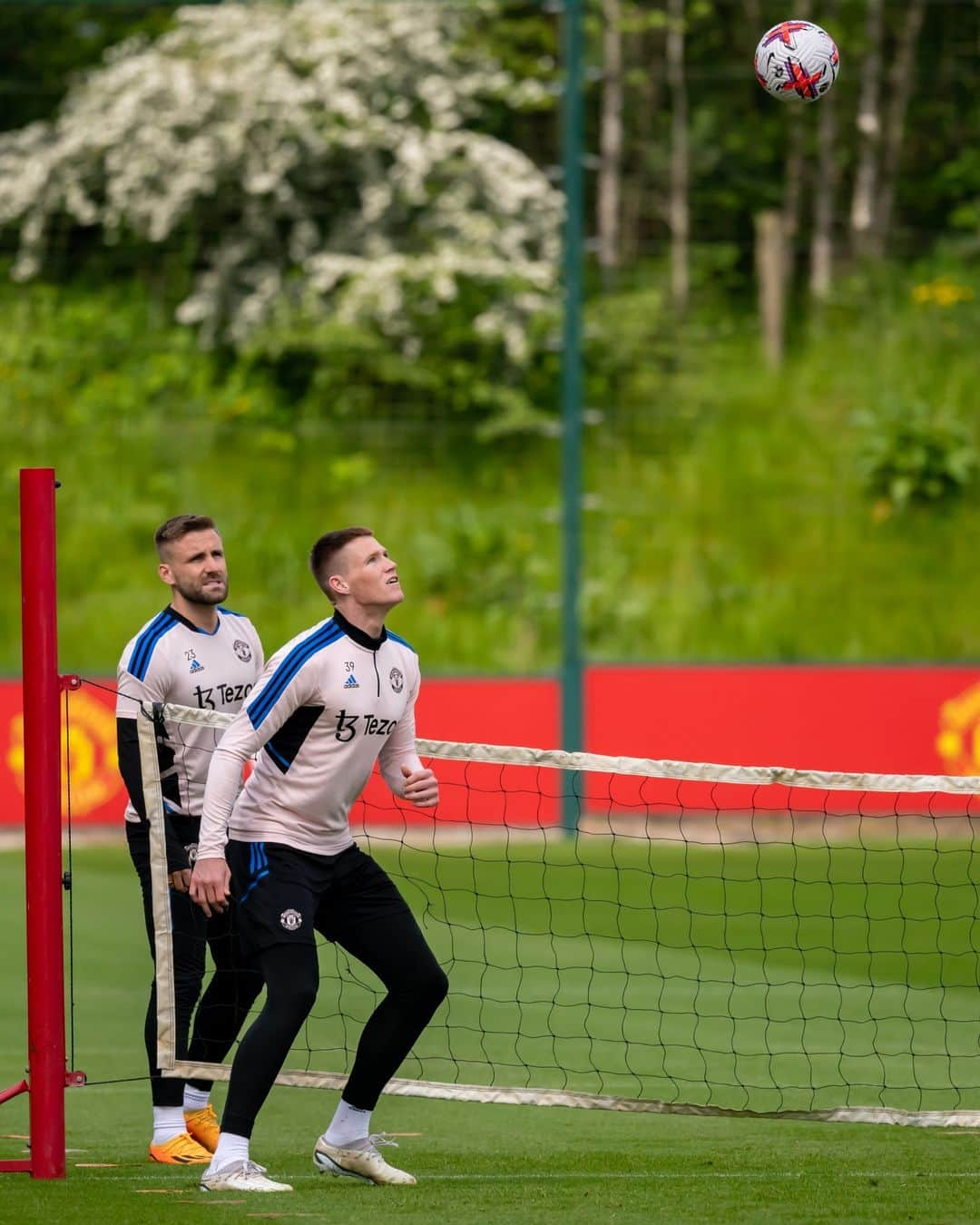 マンチェスター・ユナイテッドさんのインスタグラム写真 - (マンチェスター・ユナイテッドInstagram)「#WednesdayWorkout = complete ✔️  #MUFC #ManUtd #PremierLeague」5月18日 2時09分 - manchesterunited