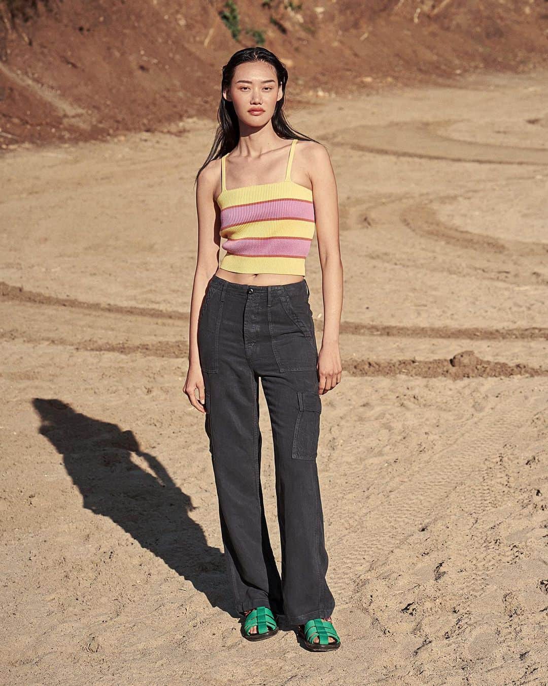motherdenimのインスタグラム：「Golden Girl. ✨」