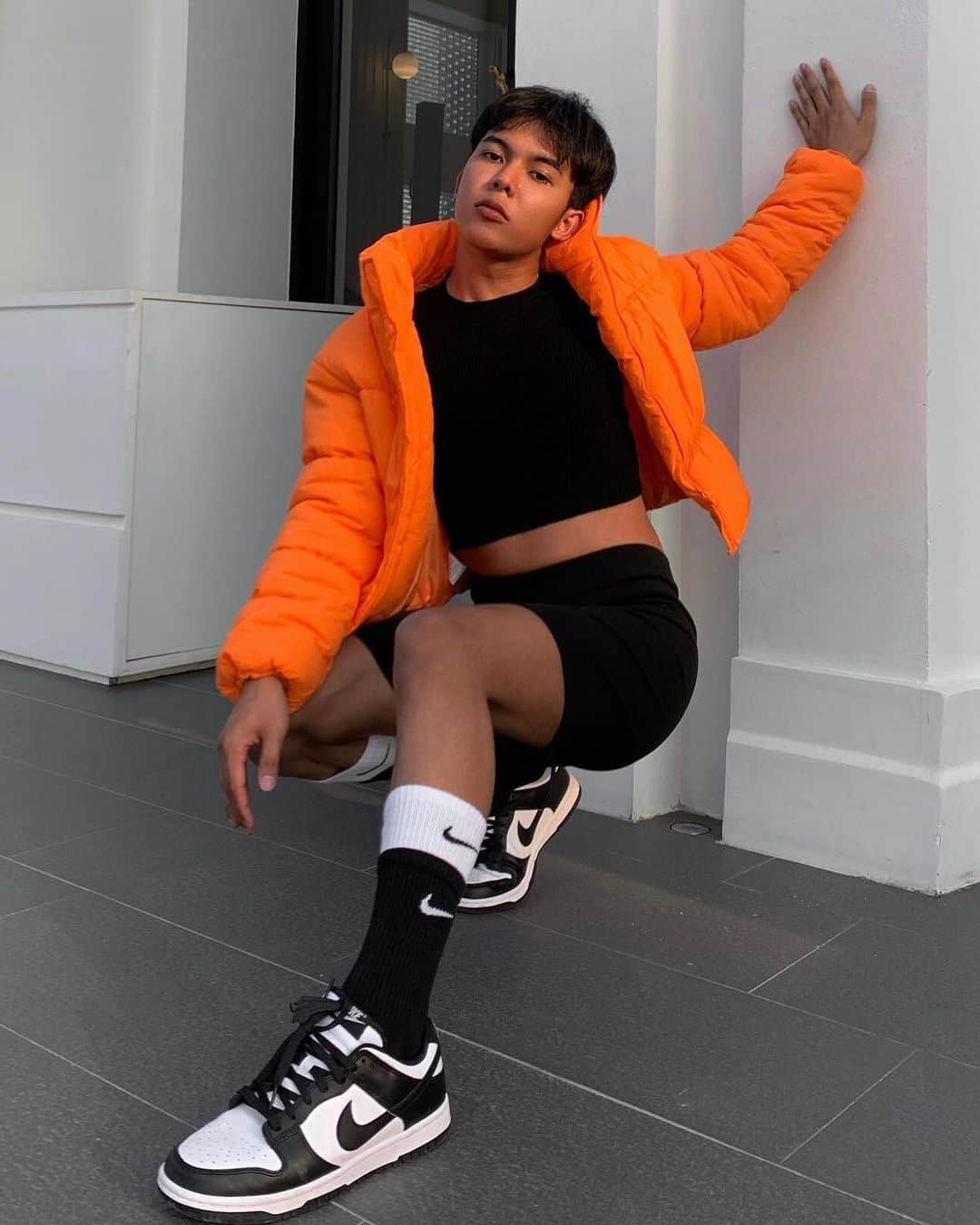 Nike Sportswearさんのインスタグラム写真 - (Nike SportswearInstagram)「Suns out Dunks out.🌞   Styled by you: @folkeswagen @amarahak @eveebabee @hhww66 @whatelijahworeon   Tag your #NikeDunk crew.」5月18日 3時00分 - nikesportswear