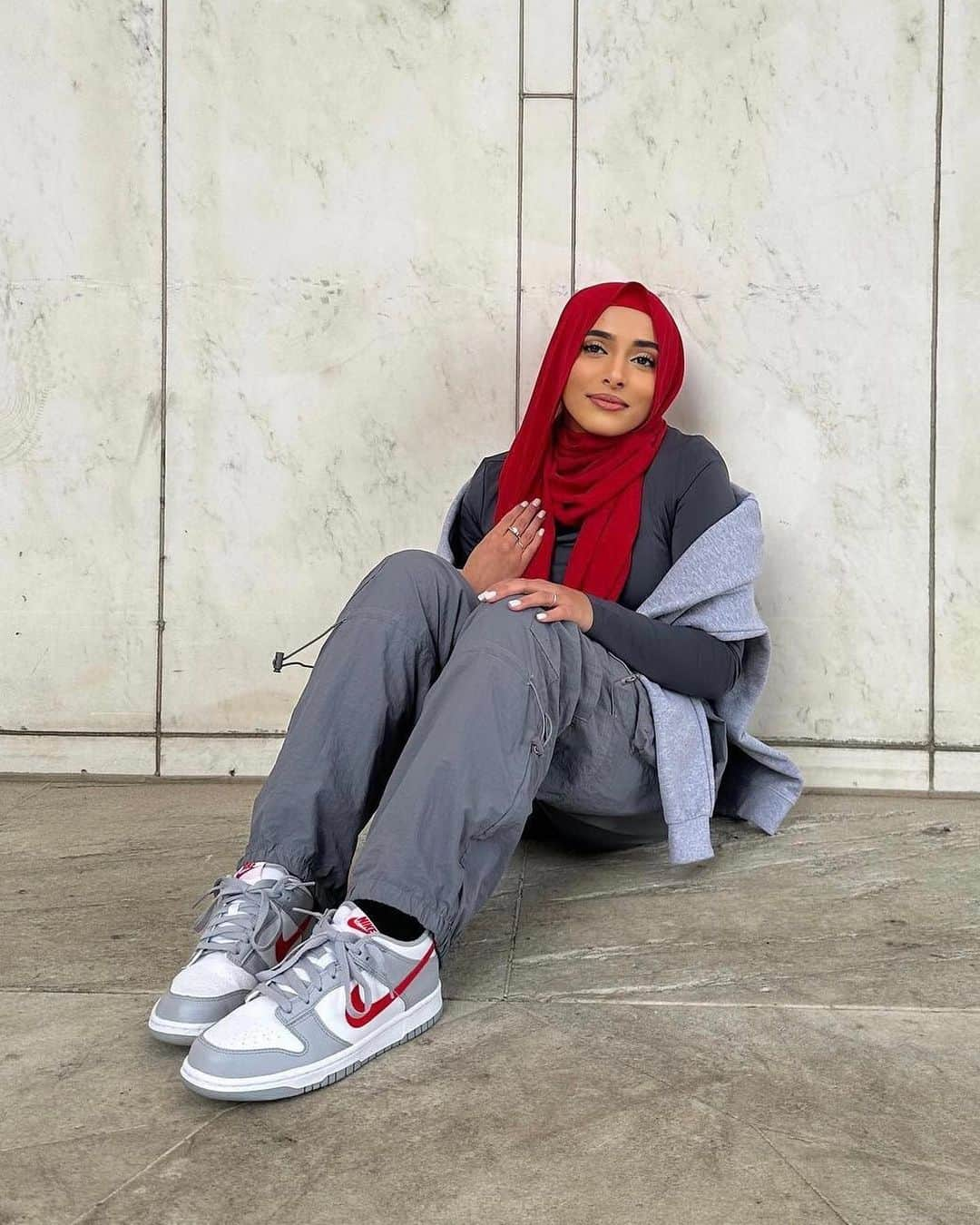 Nike Sportswearさんのインスタグラム写真 - (Nike SportswearInstagram)「Suns out Dunks out.🌞   Styled by you: @folkeswagen @amarahak @eveebabee @hhww66 @whatelijahworeon   Tag your #NikeDunk crew.」5月18日 3時00分 - nikesportswear