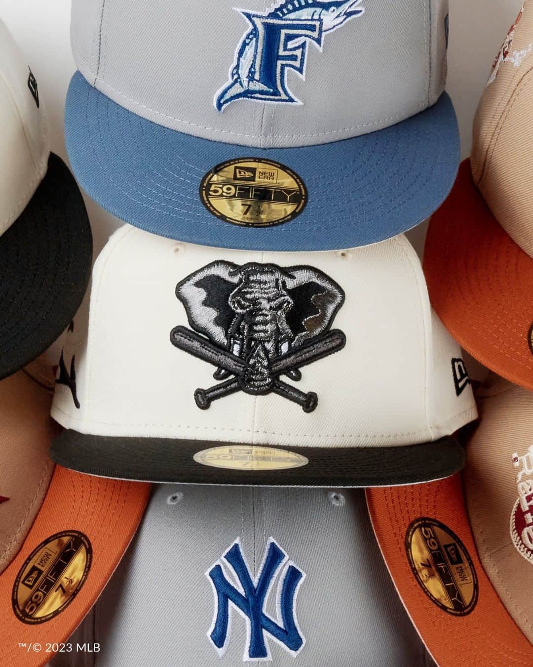 ニューエラ・キャップのインスタグラム：「Have some fun with your fitted. The Wildlife Collection is available now in select MLB and NFL teams at New Era Cap.」