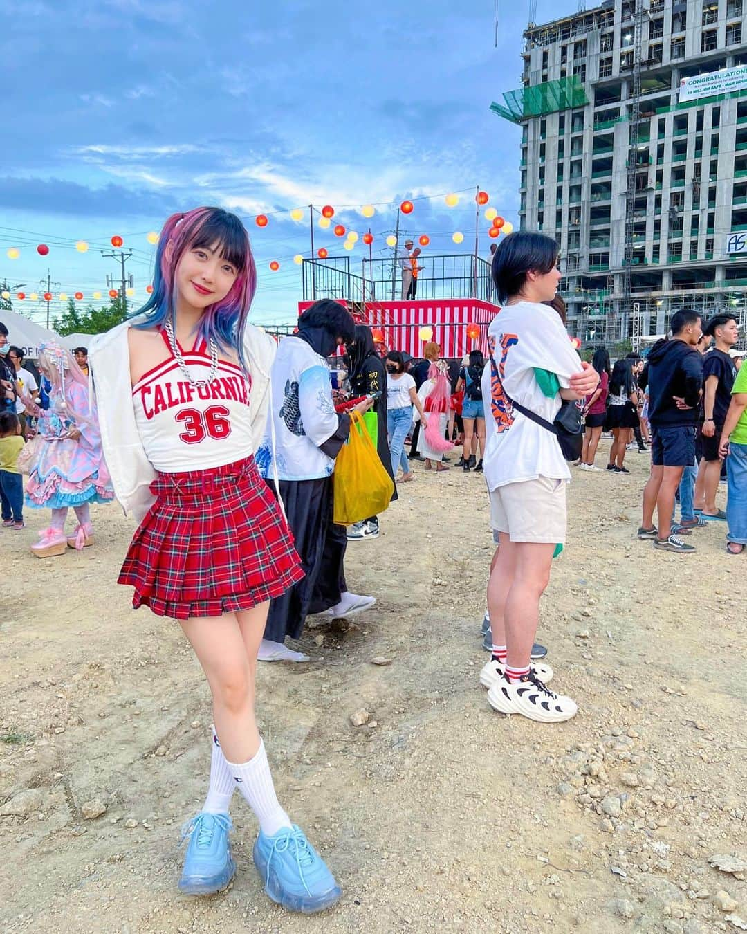 みするさんのインスタグラム写真 - (みするInstagram)「#bonodorifestival in Cebu 🔥 I was surprised that Japanese anime is so popular overseas! セブ島で開催してた盆踊りフェスに行ってきたよ✌️✨️日本のアニメ文化ってこんなに人気なんだって感動した😭👏✨」5月18日 14時27分 - misuru.japan