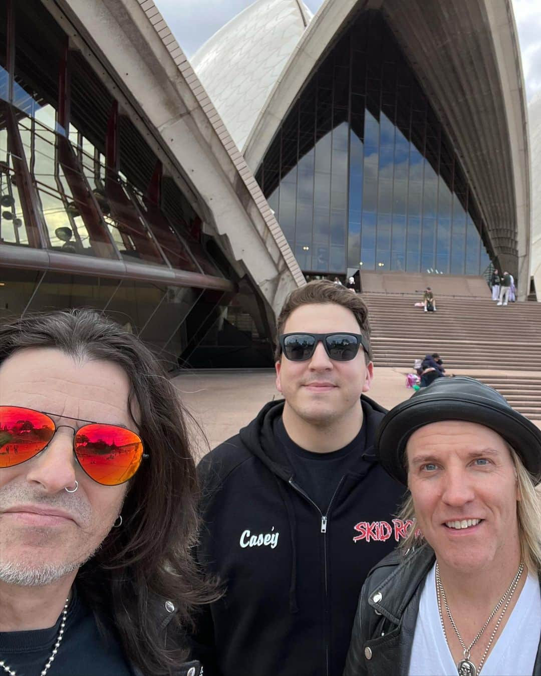 レイチェル・ボランさんのインスタグラム写真 - (レイチェル・ボランInstagram)「Hello Sydney! #sydney #australia #oz #tour」5月18日 14時59分 - officialrachelbolan