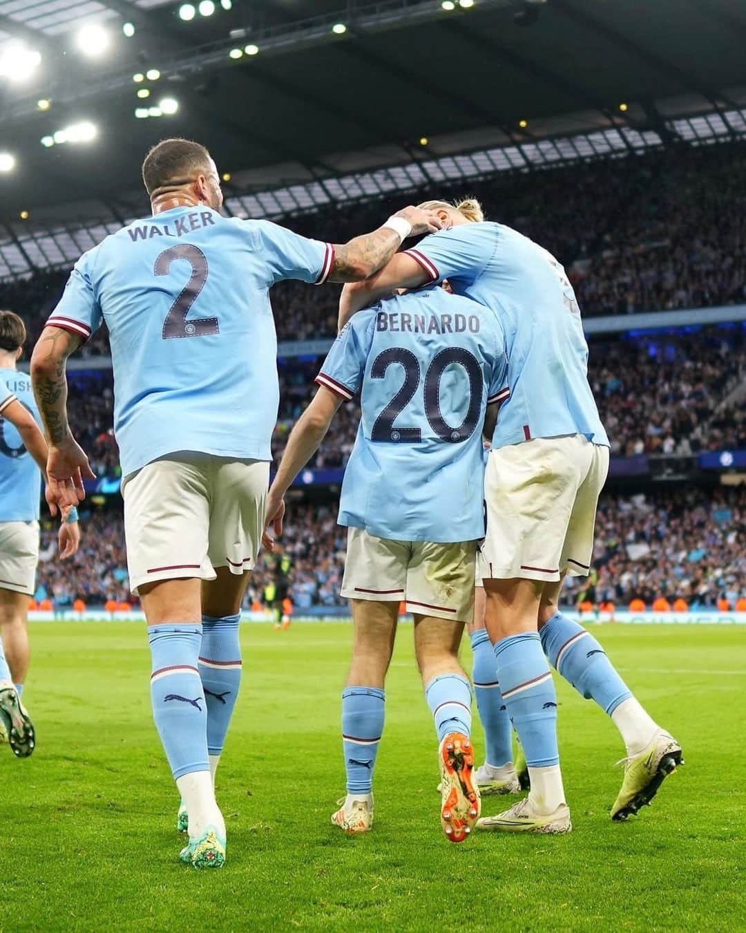 カイル・ウォーカーさんのインスタグラム写真 - (カイル・ウォーカーInstagram)「CHAMPIONS LEAGUE FINAL!! COME ON BOYS🔥」5月18日 6時34分 - kylewalker2