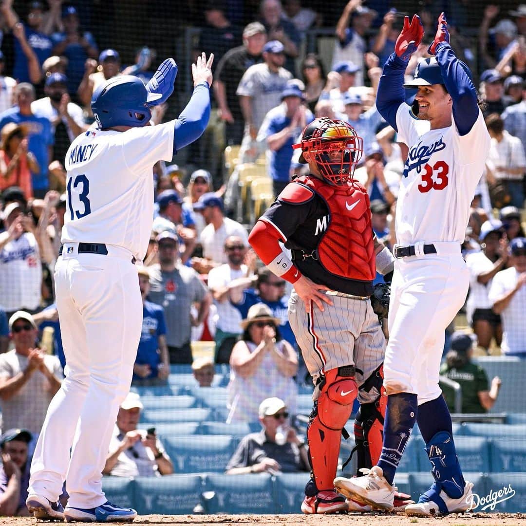 Los Angeles Dodgersさんのインスタグラム写真 - (Los Angeles DodgersInstagram)「GRAND SLAM? JAMES OUTMAN IS A BAAAAD MAN.」5月18日 6時48分 - dodgers