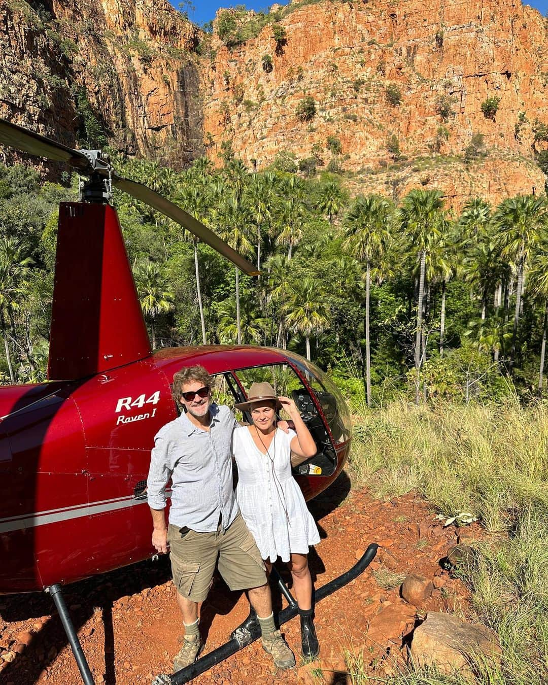 フェリシティー・パルマティアーさんのインスタグラム写真 - (フェリシティー・パルマティアーInstagram)「Grateful beyond words for the moments spent in the Kimberley’s with my Dad. He's been there every step of the way, pouring endless hours into shaping my surfing career. From those early mornings at the beach to countless waves caught together, his support has been a driving force in my journey.   These cherished times in the water remind me of the incredible bond we share. Yesterday was incredible - @helispirit waterfall tour from @elquestro , landing at Miri Miri Falls. Miri Miri is inaccessible unless you feel like walking for a couple of days to get there. We had the lunch there and the Falls all to ourselves!  Here's to the ultimate surf partner and the memories we continue to create ❤️🚁🏄🏼  @westernaustralia #WAtheDreamState #SeeAustralia @thekimberleyaustralia @australiasnorthwest」5月18日 7時50分 - flickpalmateer